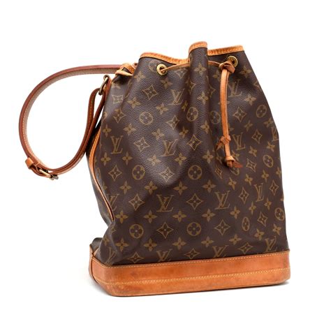 Louis Vuitton aus der Secondhandboutique.